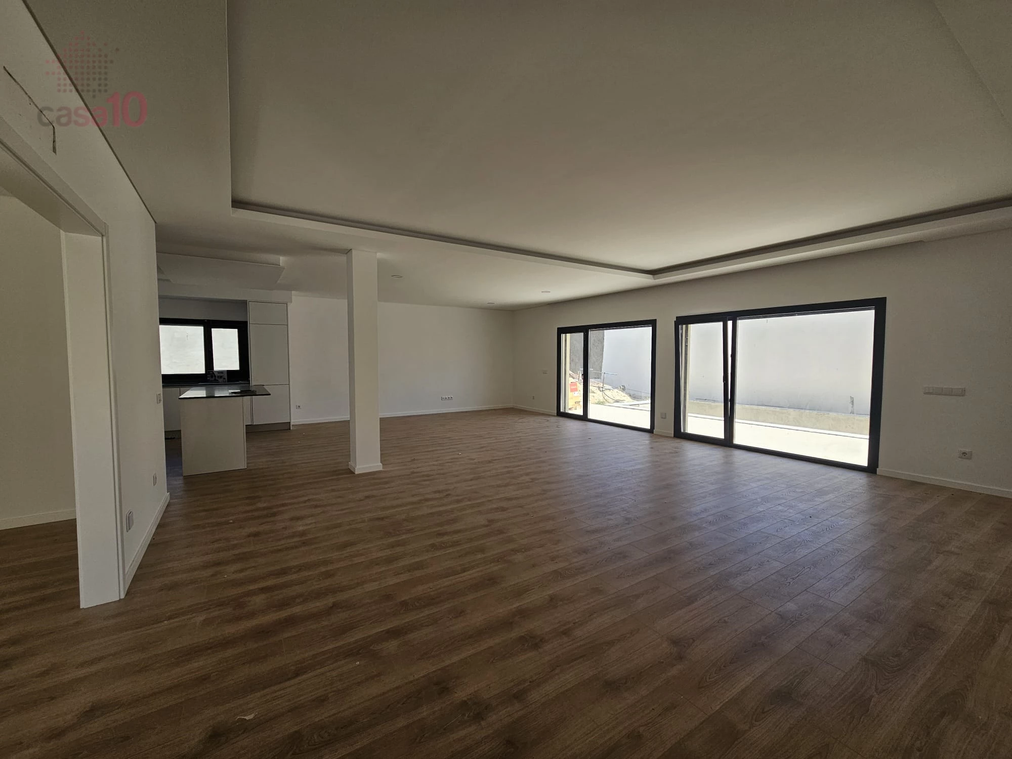 VILLA WITH SWIMMING POOL, FOR SALE IN BREJOS DE AZEITÃO